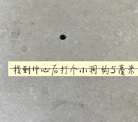 湄潭瓷砖空鼓维修公司专业解答在瓷砖铺贴过程中，如果砂料搅拌不均匀，将会带来以下问题